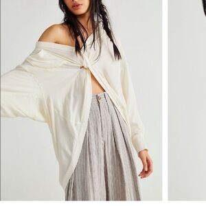 Free People twist top